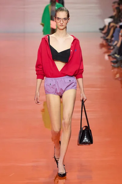 Look 26